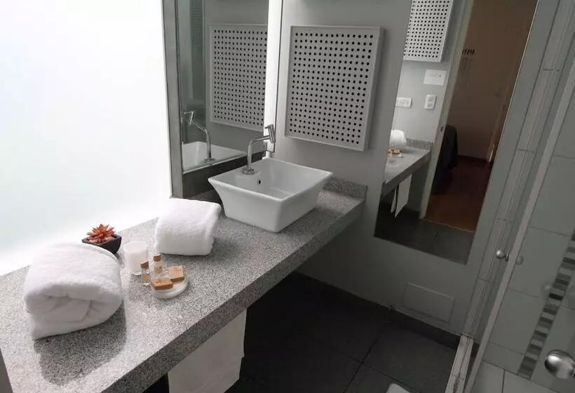 هتل 3b Barranco S  Chic And Basic  B&b