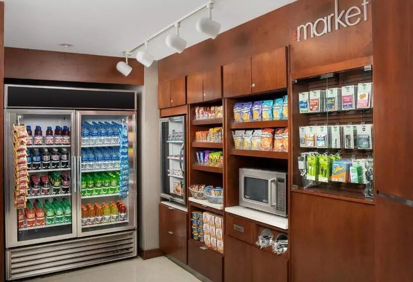 هتل Courtyard By Marriott Ocean City Oceanfront