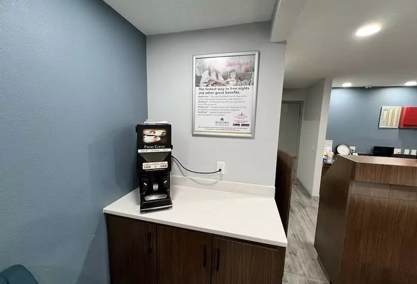 هتل Hometowne Studios By Red Roof Florence, Ky Cincinnati Airport