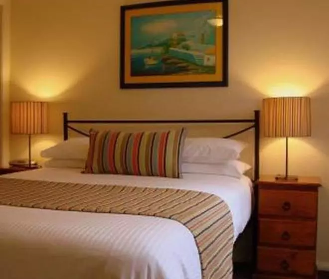 酒店 Flynns On Surf Beach Villas