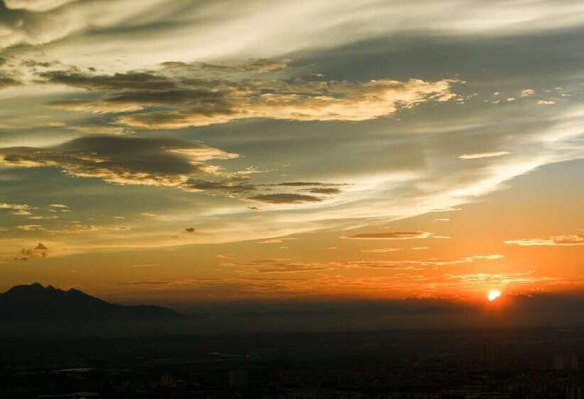 ホテル Intercontinental Hanoi Landmark72, An Ihg