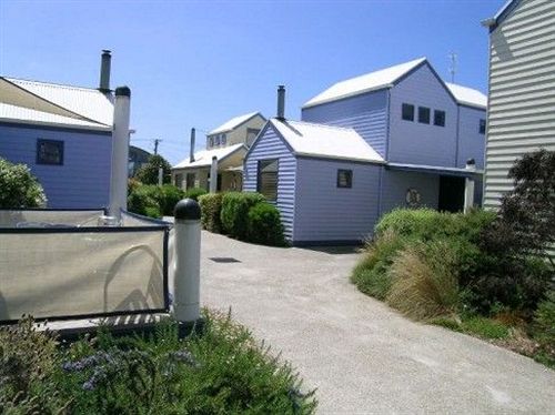 בית מלון כפרי Rayville Boat Houses