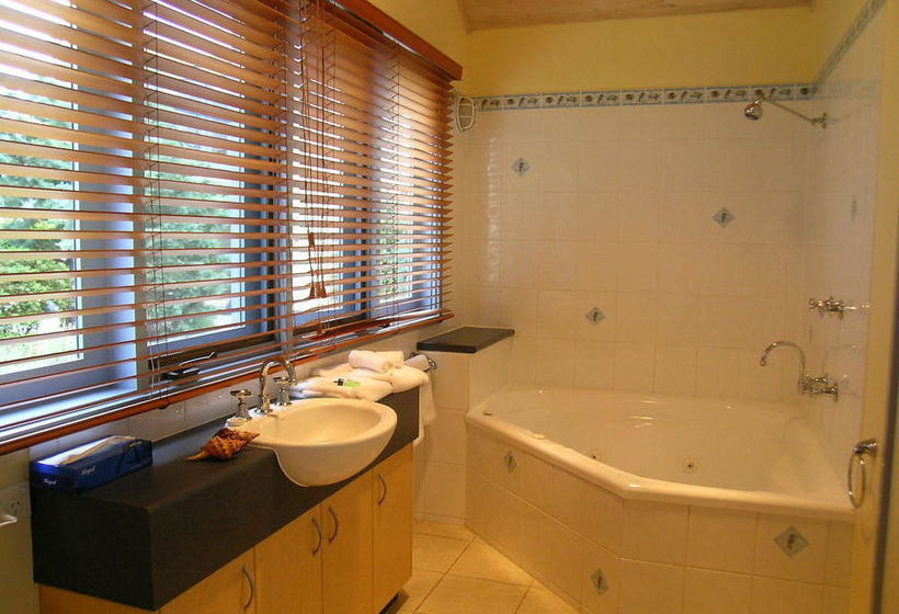 בית מלון כפרי Rayville Boat Houses