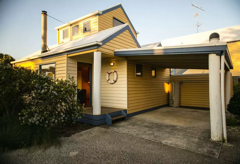 ホテル Rayville Boat Houses