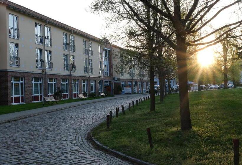 ホテル & Restaurant Am Schlosspark