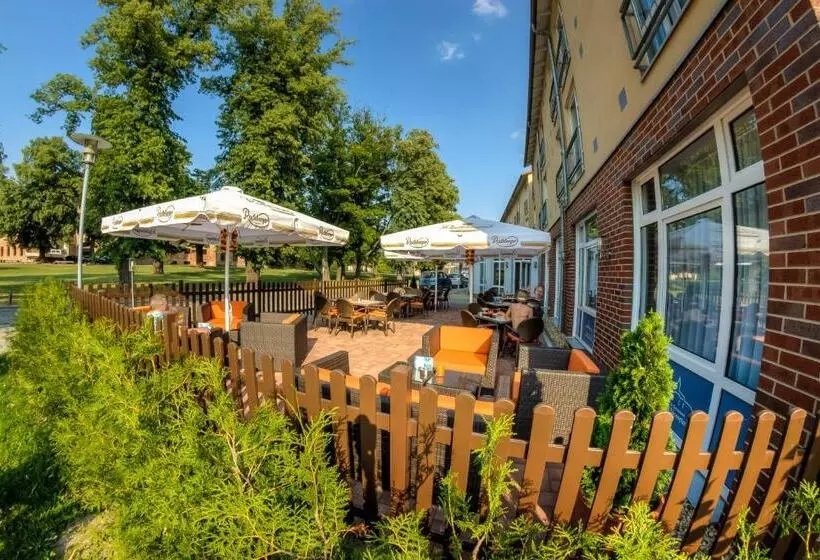 Hotelli & Restaurant Am Schlosspark