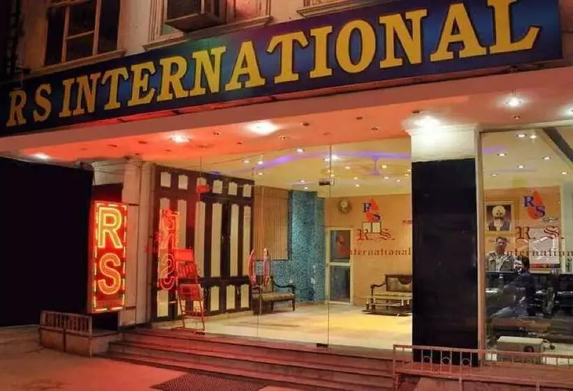 هتل R.s. International