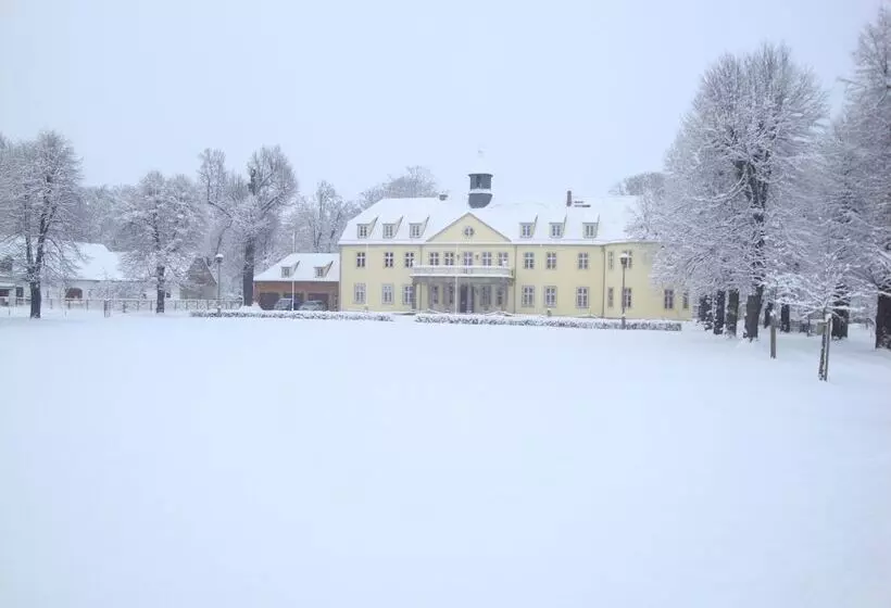 Hotelli Schloss Grochwitz