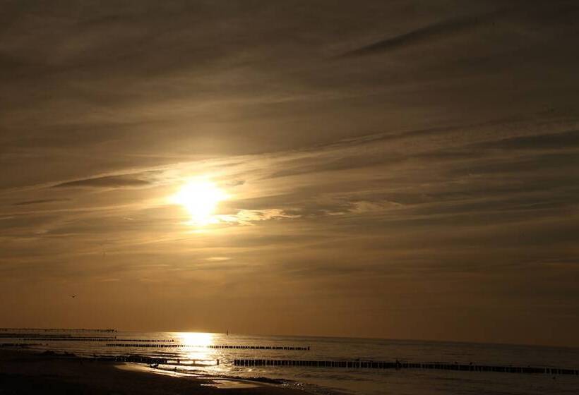 Strandhotel Deichgraf Graal Müritz