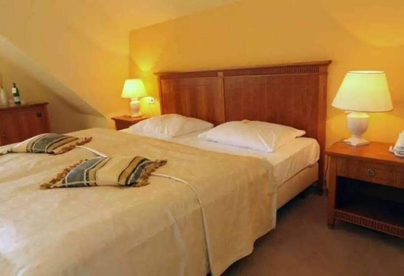 Strandhotel Deichgraf Graal Müritz