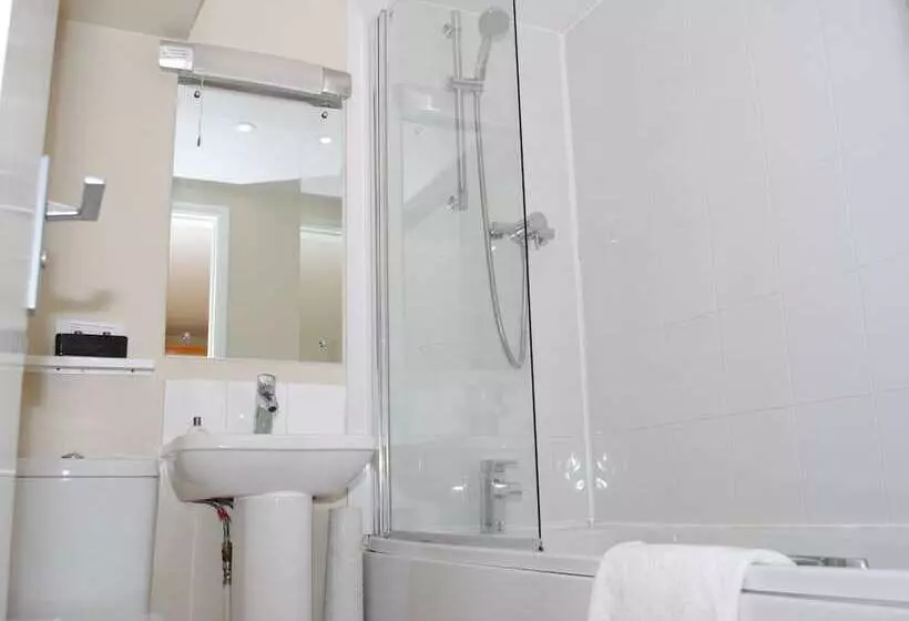 호텔 Marsham Arms Inn