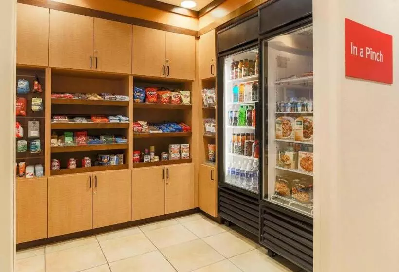 ホテル Towneplace Suites By Marriott Yuma