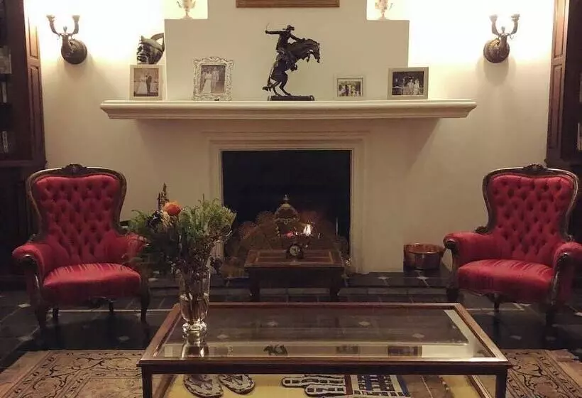 هتل Waterkloof Mansion Boutique