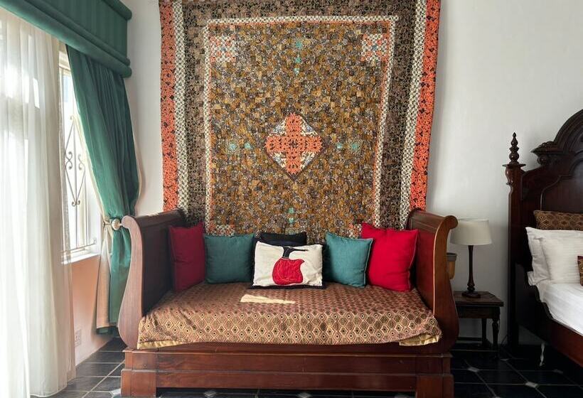 ホテル Waterkloof Mansion Boutique