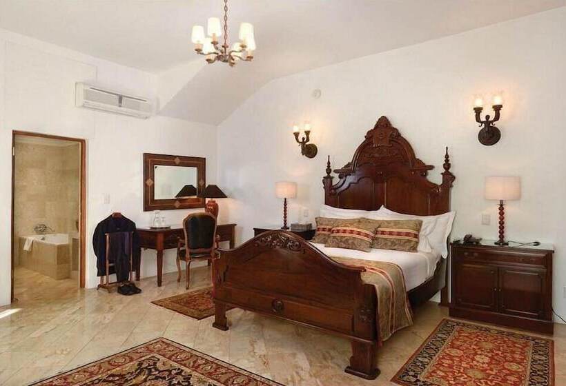 ホテル Waterkloof Mansion Boutique