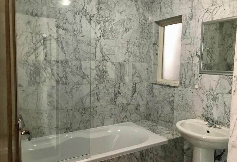 ホテル Waterkloof Mansion Boutique