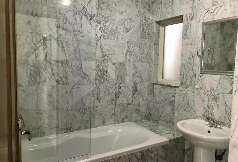 هتل Waterkloof Mansion Boutique