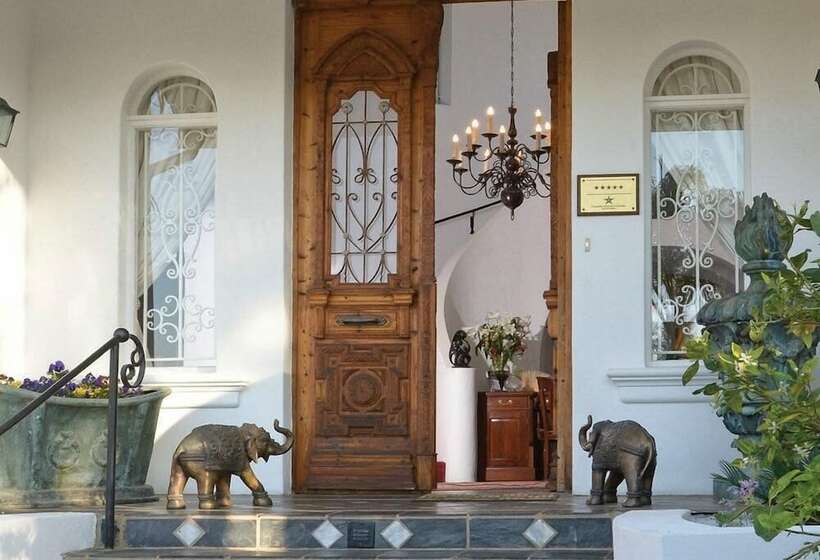ホテル Waterkloof Mansion Boutique