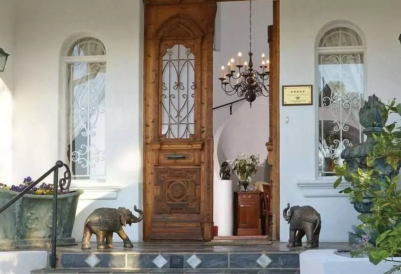 هتل Waterkloof Mansion Boutique
