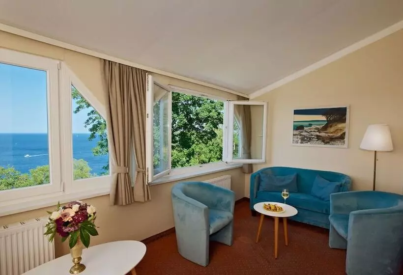 Panorama Hotel Lohme