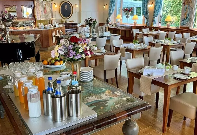 Panorama Hotel Lohme