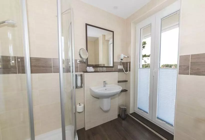 Panorama Hotel Lohme