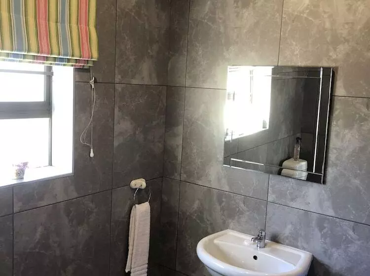 פנסיון Le Blue Guest House