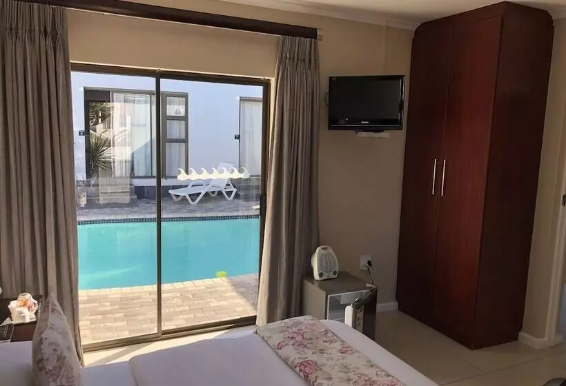 פנסיון Le Blue Guest House