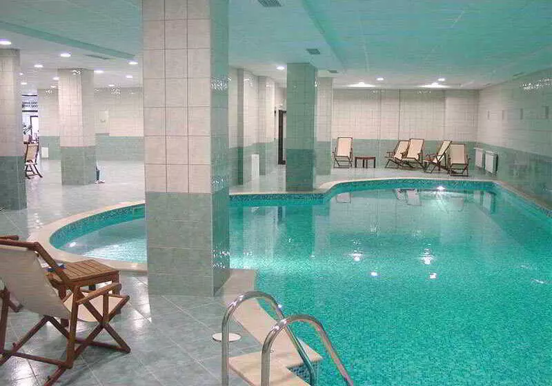 Persey Flora Apartments