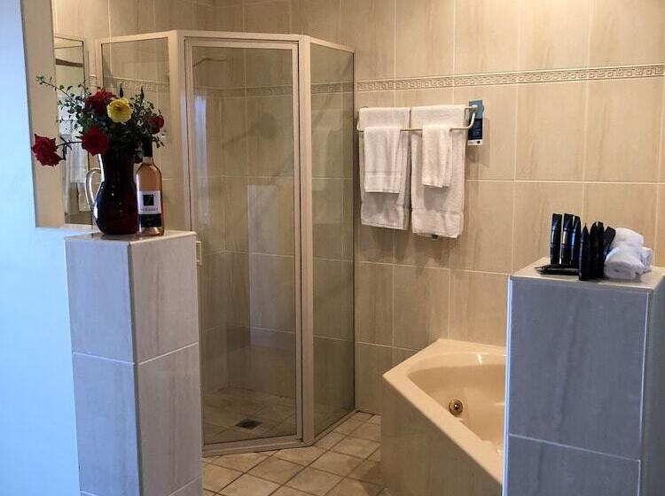 Turners Vineyard Motel