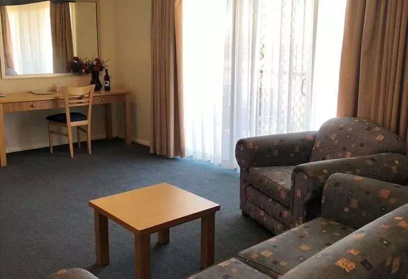 Turners Vineyard Motel