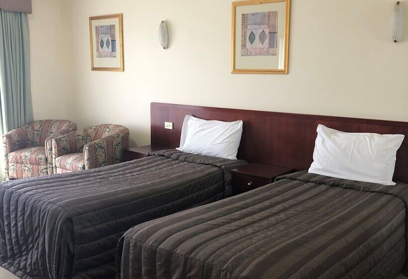 Turners Vineyard Motel