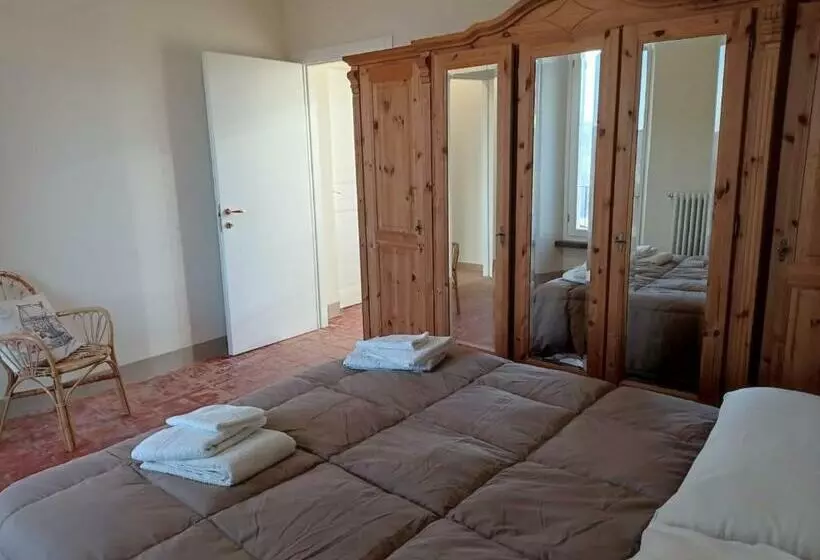 ユースホステル Rifugio Escursionistico Ex Scuola Grassi, Bubbio