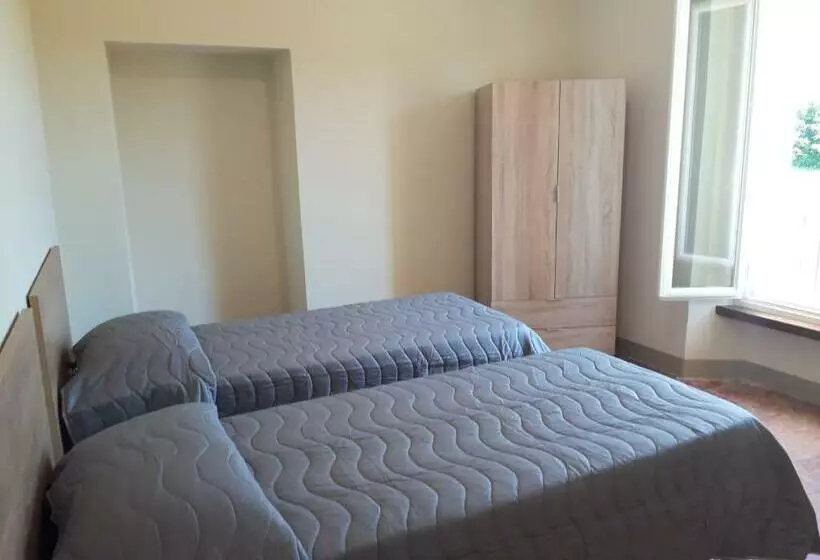 ユースホステル Rifugio Escursionistico Ex Scuola Grassi, Bubbio