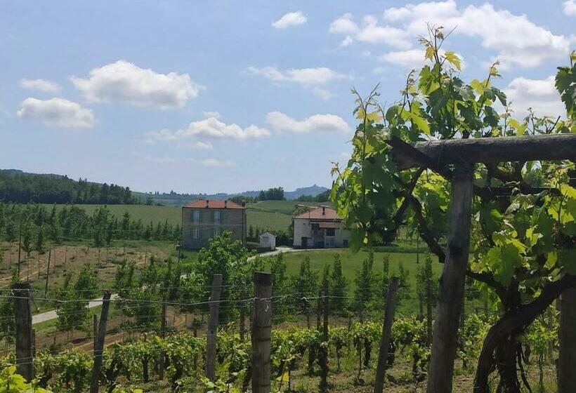 호스텔 Rifugio Escursionistico Ex Scuola Grassi, Bubbio