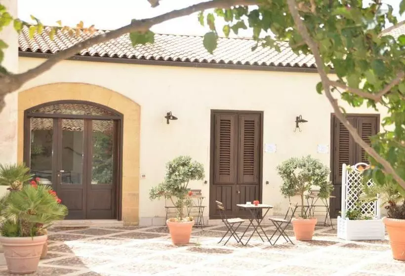 Aamiaismajoitus (B&B) Giardino Del Mare