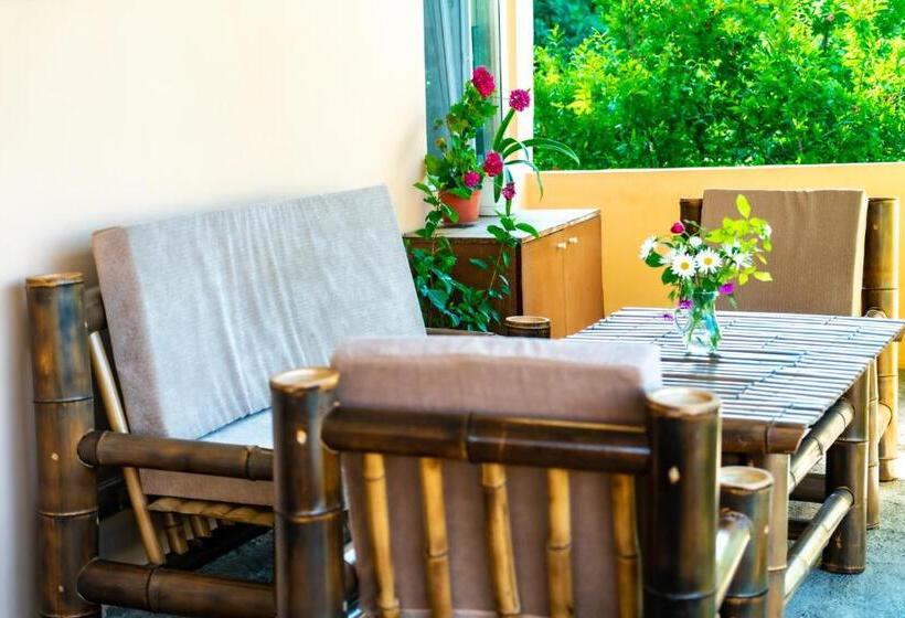 ペンション My Home In Tsinandali