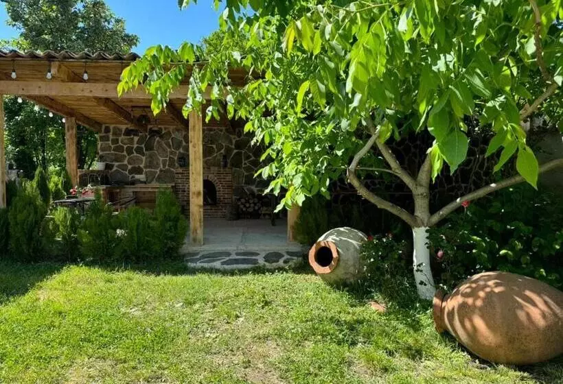 پانسیون My Home In Tsinandali