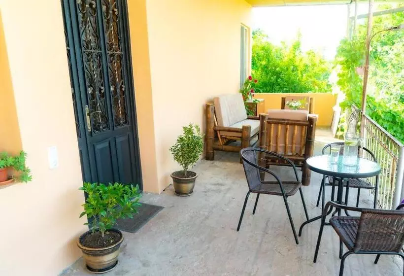 پانسیون My Home In Tsinandali