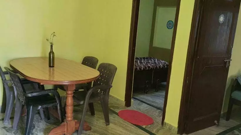 Szálló Dostel Rishikesh