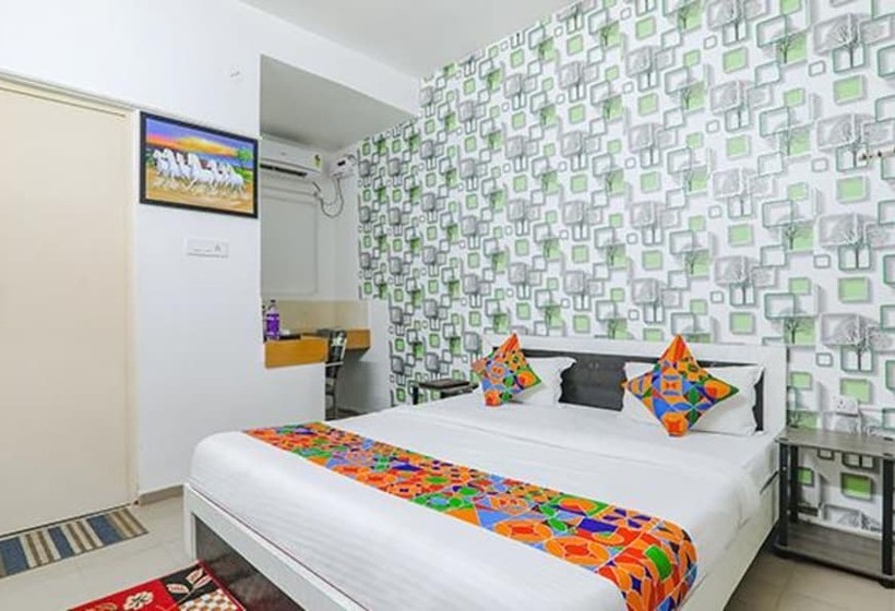 בית מלון כפרי Fabexpress Ashiyana Inn