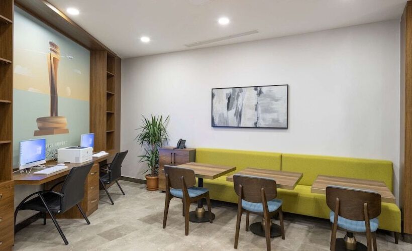 ホテル Hampton By Hilton Istanbul Airport, Arnavutkoy