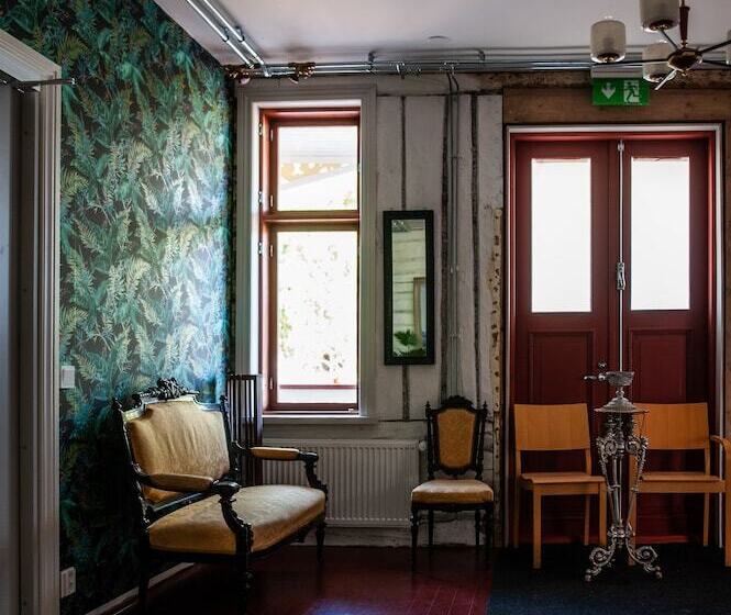 בית מלון כפרי Matkustajakoti Ykspihlaja