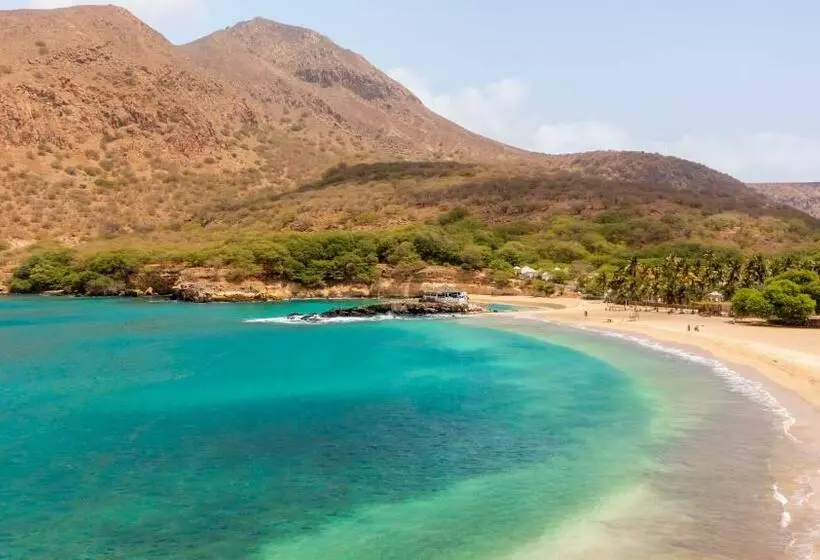 هتل Oasis Tarrafal Alfandega Suites