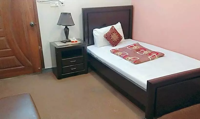 هتل Royal Residency Multan