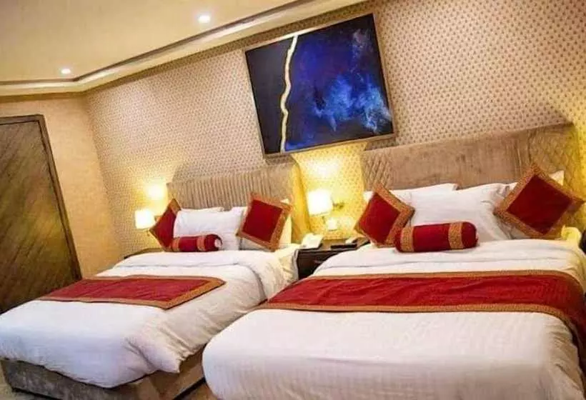 هتل Royal Residency Multan