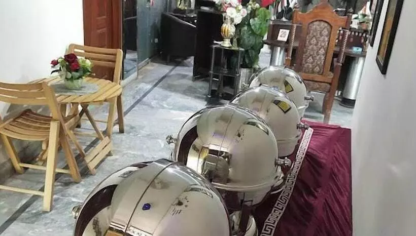 هتل Royal Residency Multan