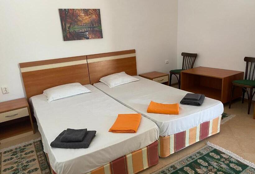 Pensiune соларис 4