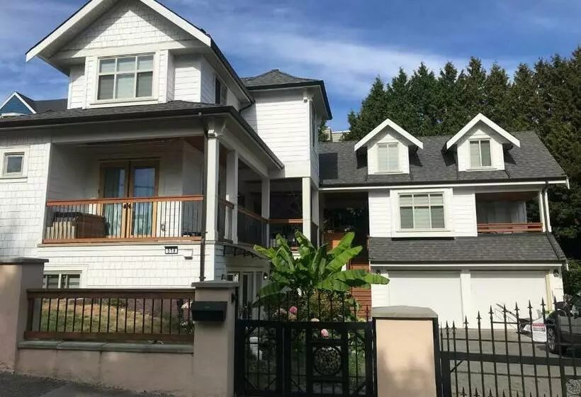ペンション Holland Villa Vancouver