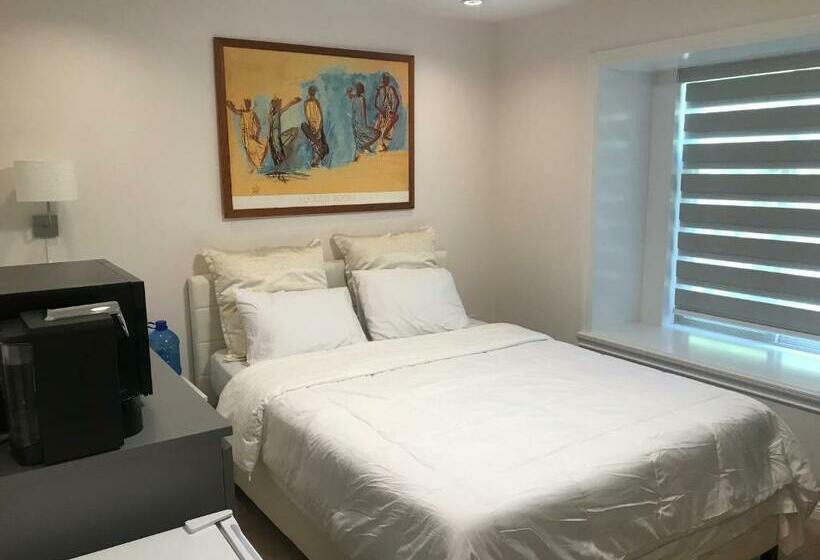 膳宿费 Holland Villa Vancouver